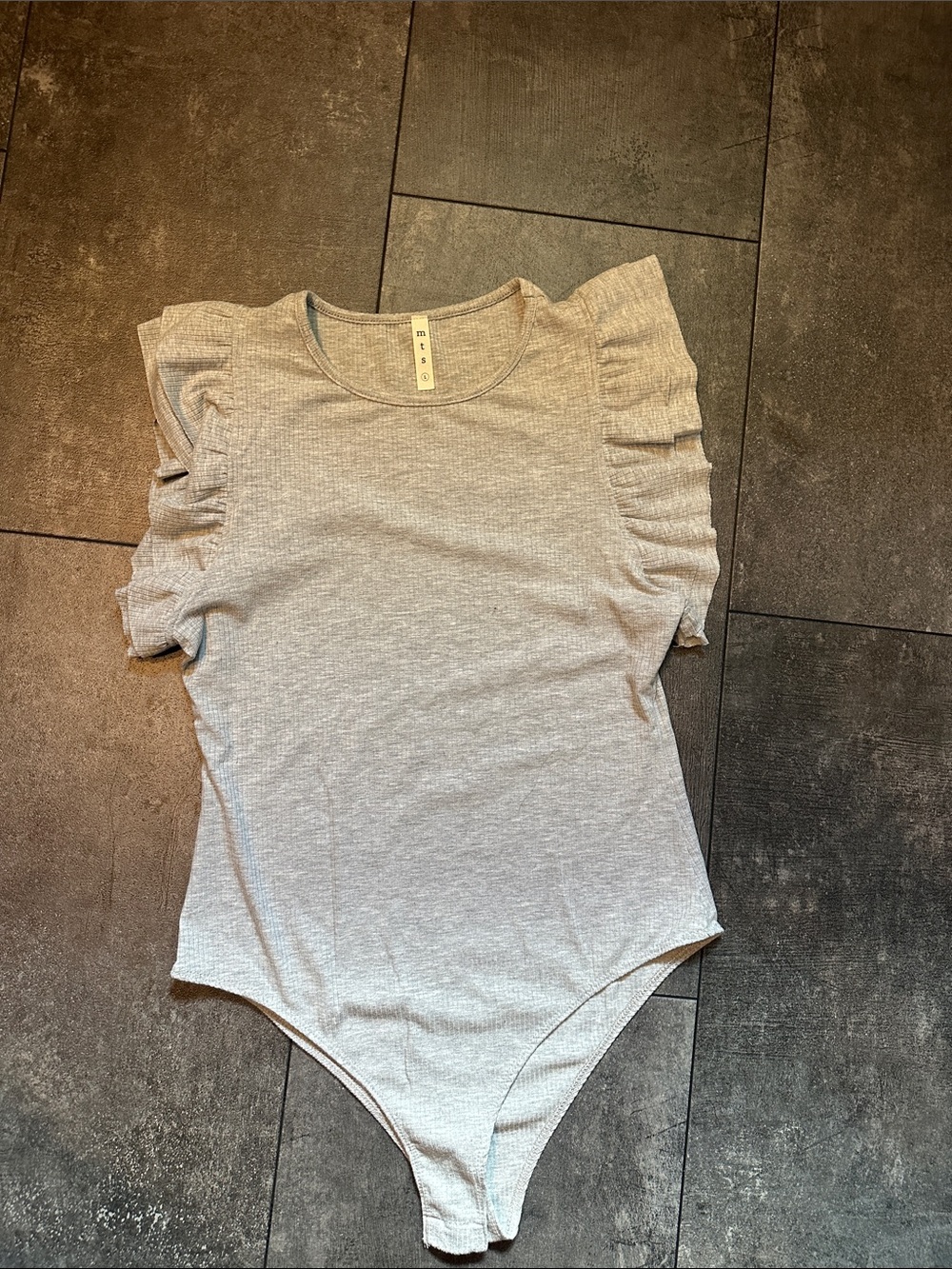 mts Ribbed Ruffle Sleeve Bodysuit - Light Gray